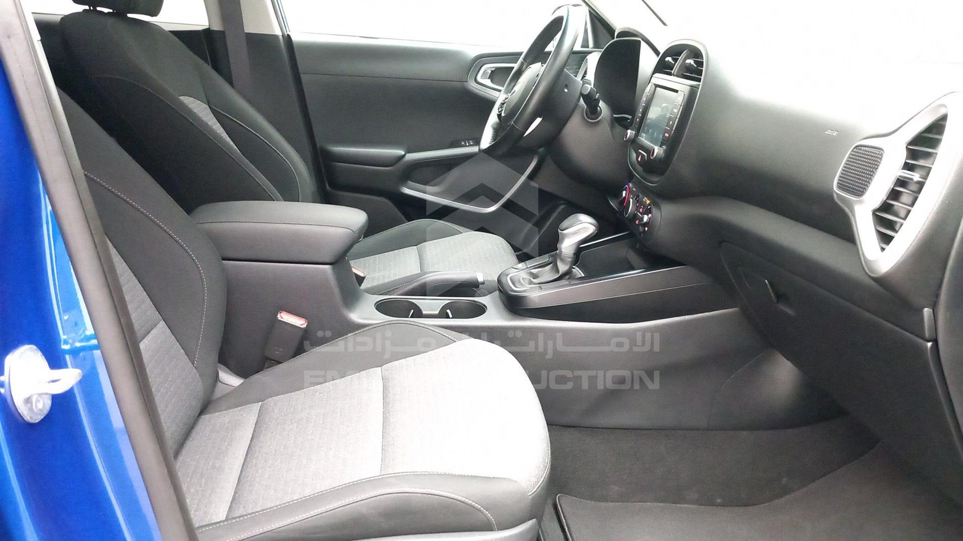 2020 KIA SOUL VIN: KNDJ63AU6L7110925