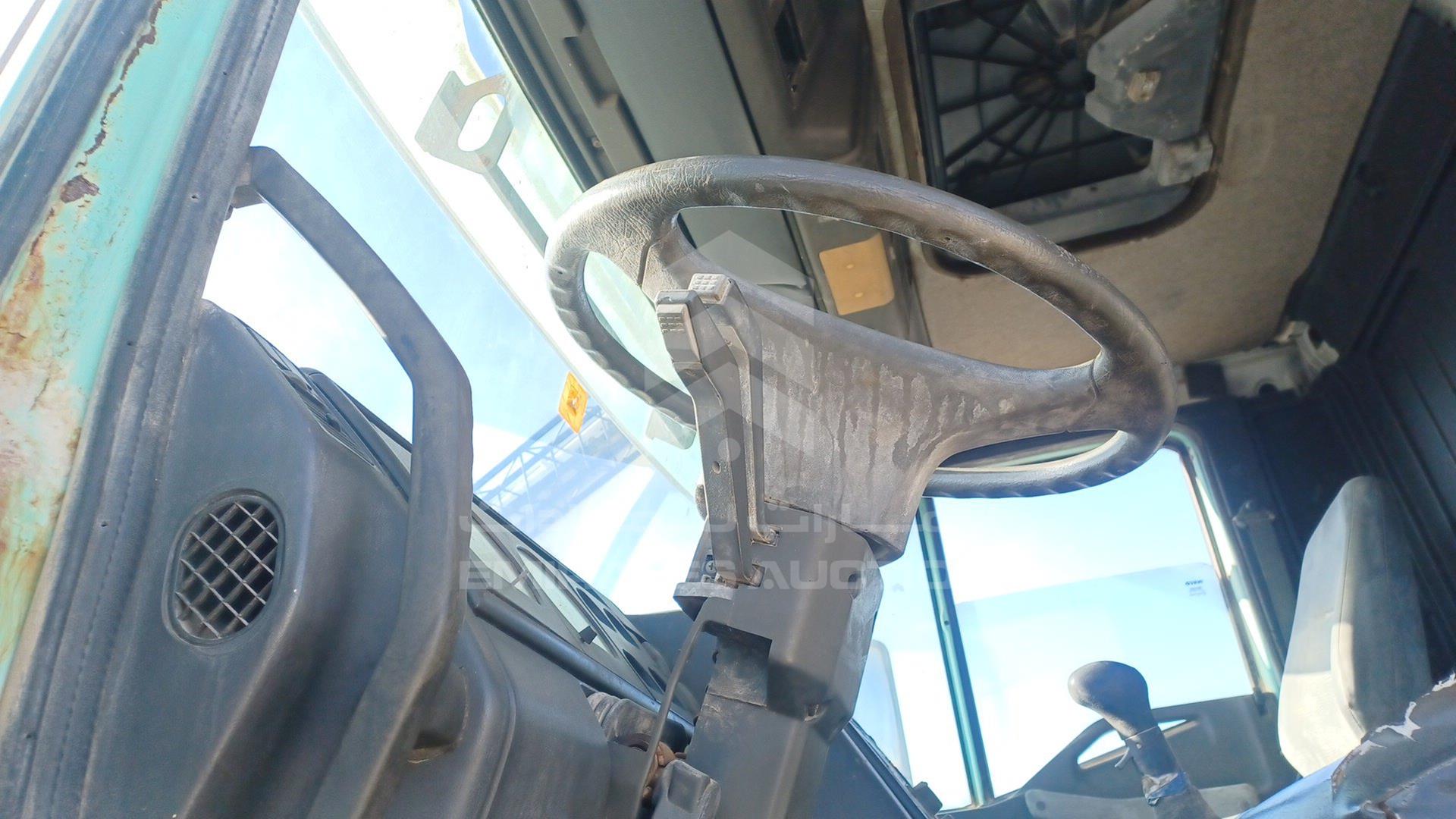 2000 IVECO --- VIN: WJMB1VNS00C073305