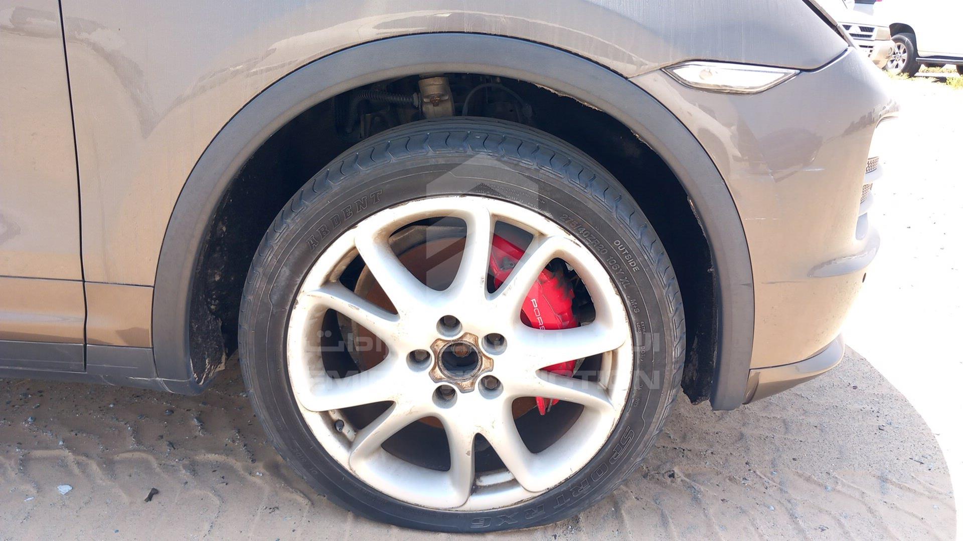 2013 PORSCHE CAYENNE VIN: WP1AA2A23DLA02678