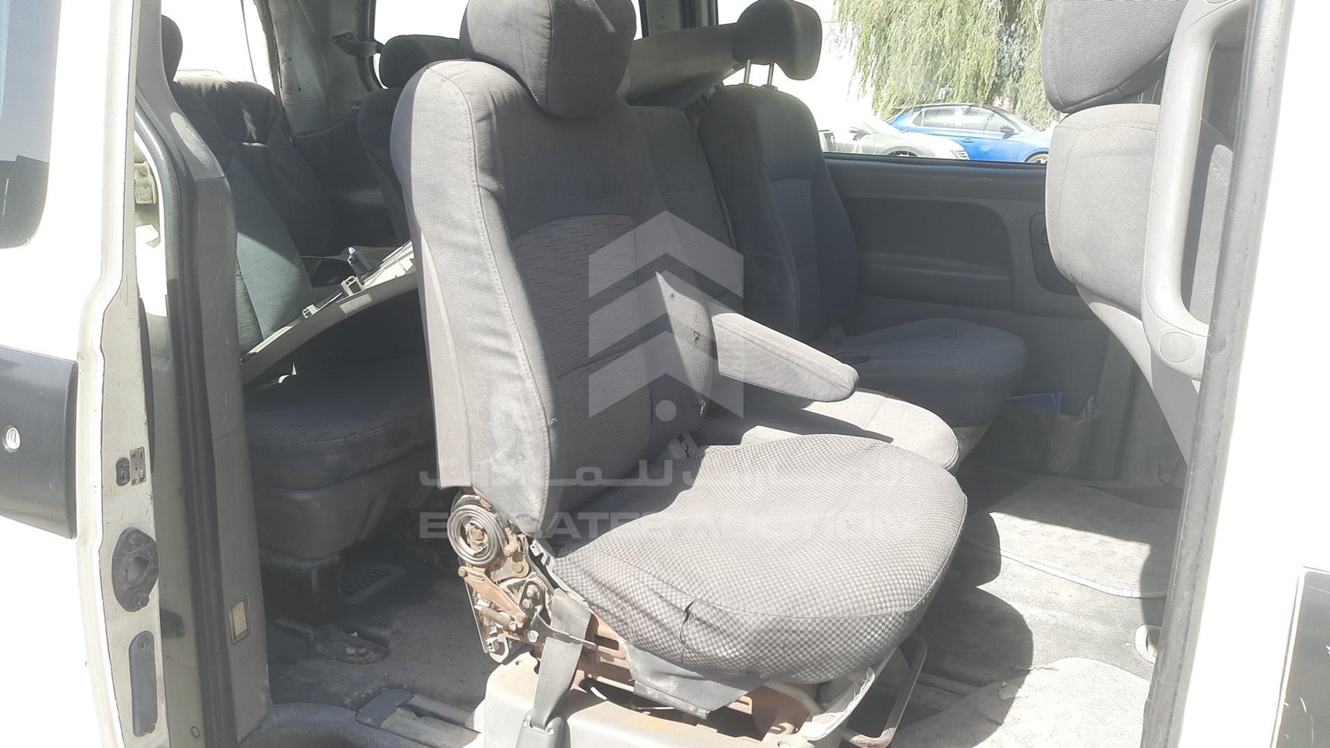 2012 HYUNDAI H1 VIN: KMJWA37R6CU402156