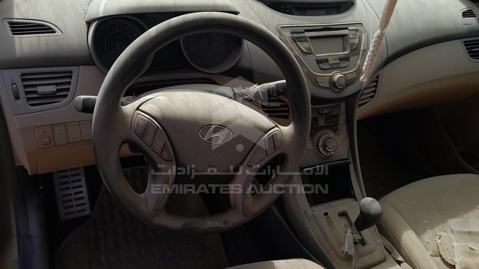 2014 HYUNDAI ELANTRA VIN: KMHDH41E8EU940490