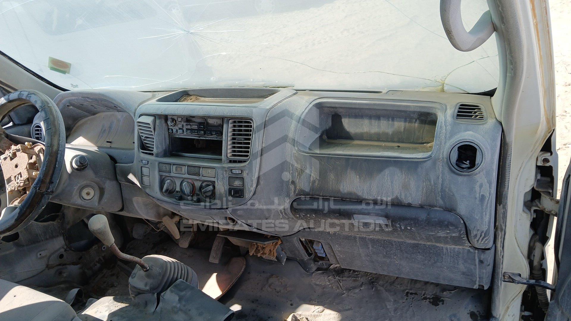 2004 NISSAN URVAN VIN: JN6FE54S74X416531