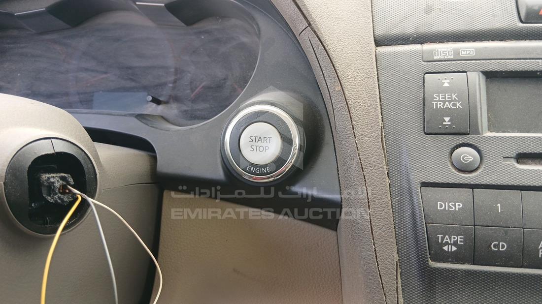 نيسان التيما 2009 — المفاتيح — صورة 5