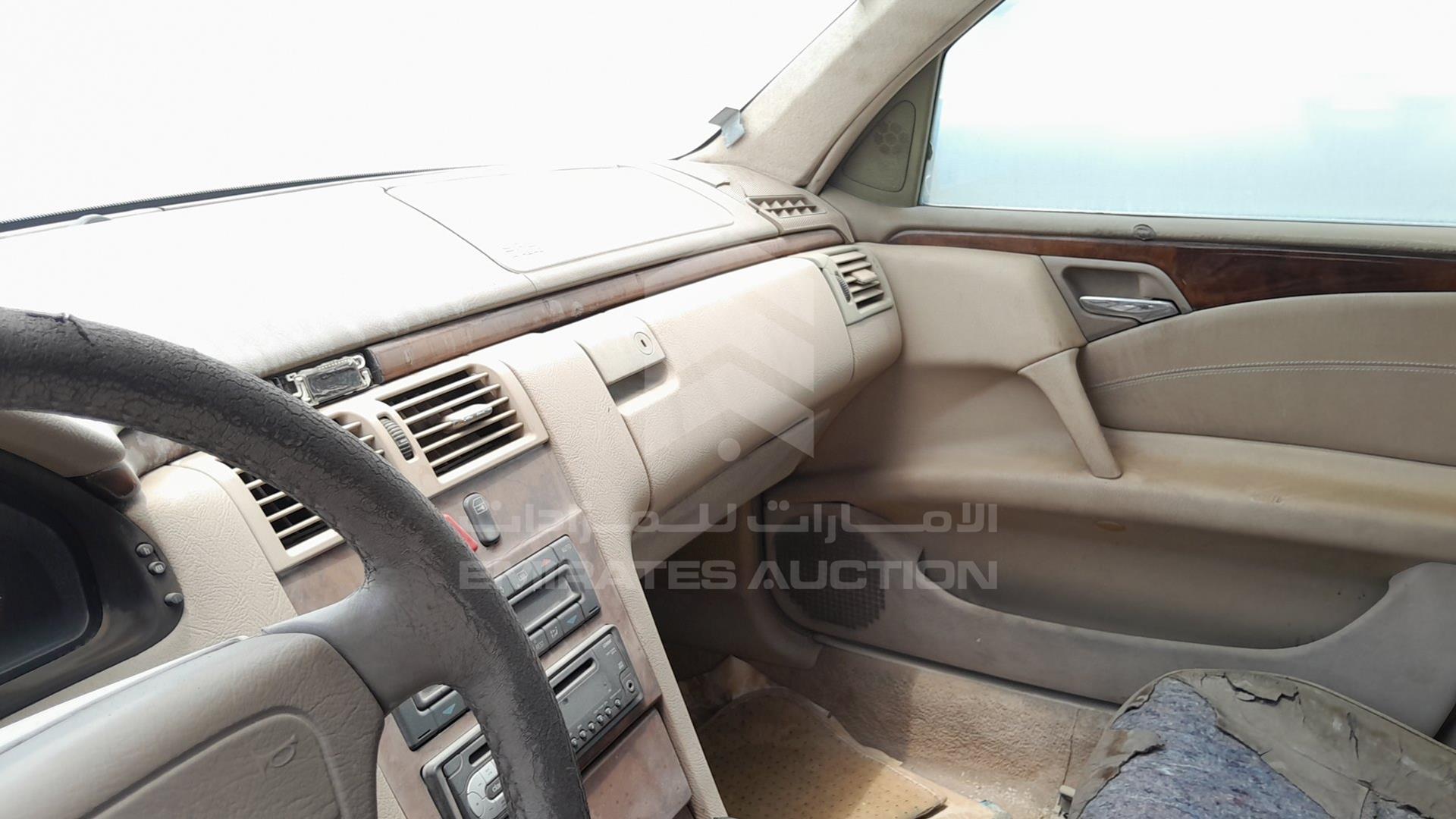 0 MERCEDES --- VIN: WDB2100611A788742