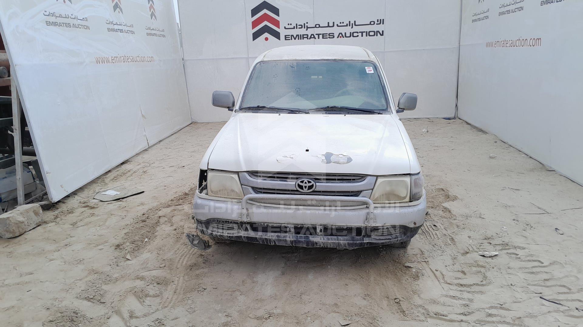 2004 TOYOTA PICK UP VIN: JTFEM426240146092