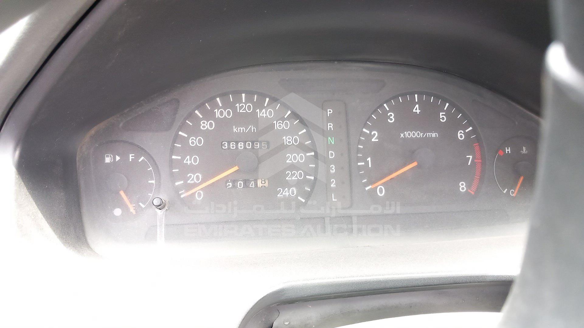 1999 MITSUBISHI GALANT VIN: JMYSREA2AXZ001236