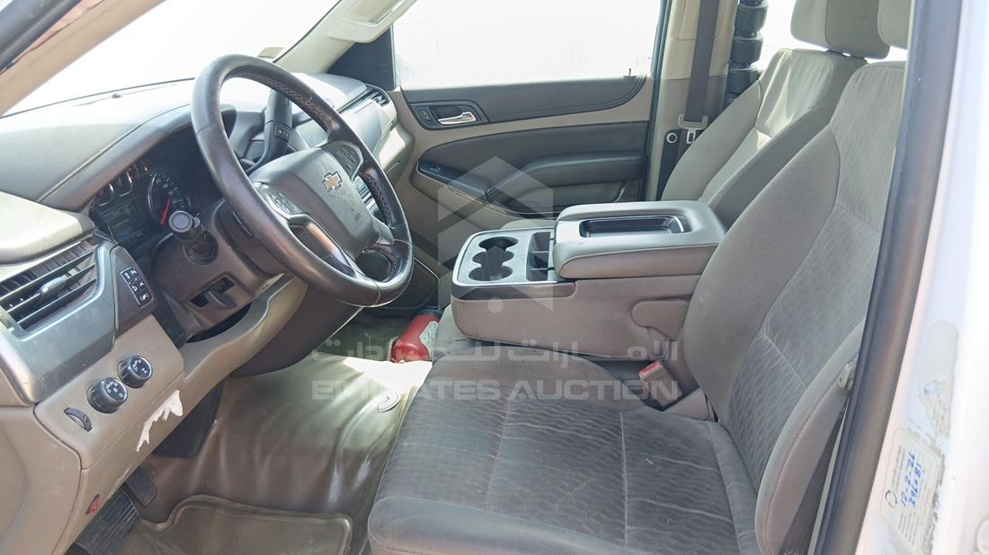 2019 Chevrolet Suburban — Front Left Driver Seat View — Photo 13