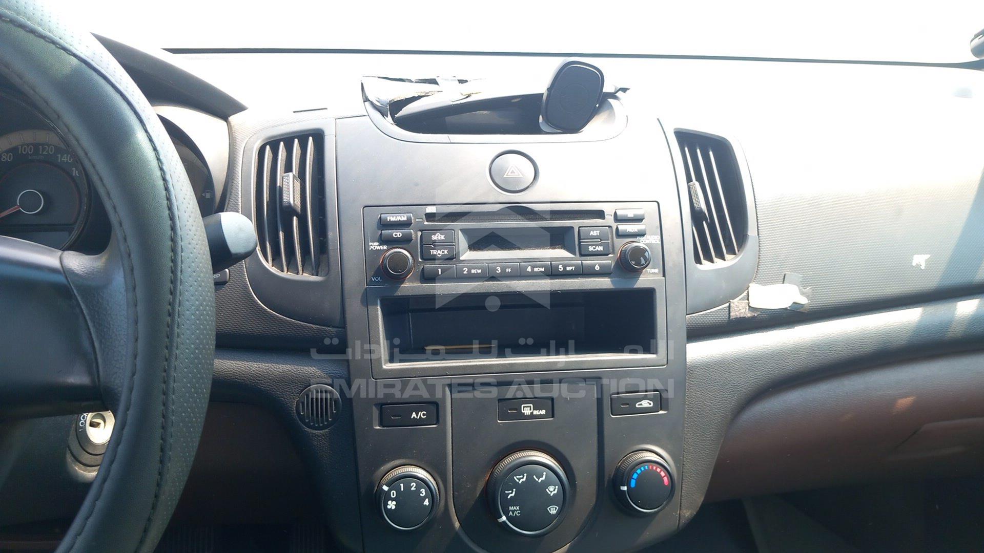 2013 KIA CERATO VIN: KNAFT411XD5788808