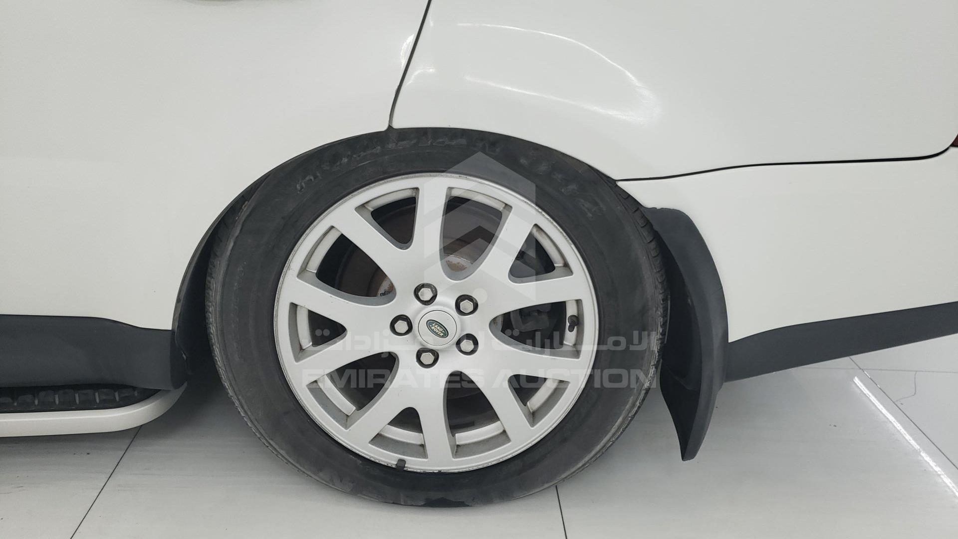2008 RANGE ROVER SPORT HSE VIN: SALLSAA548A121718