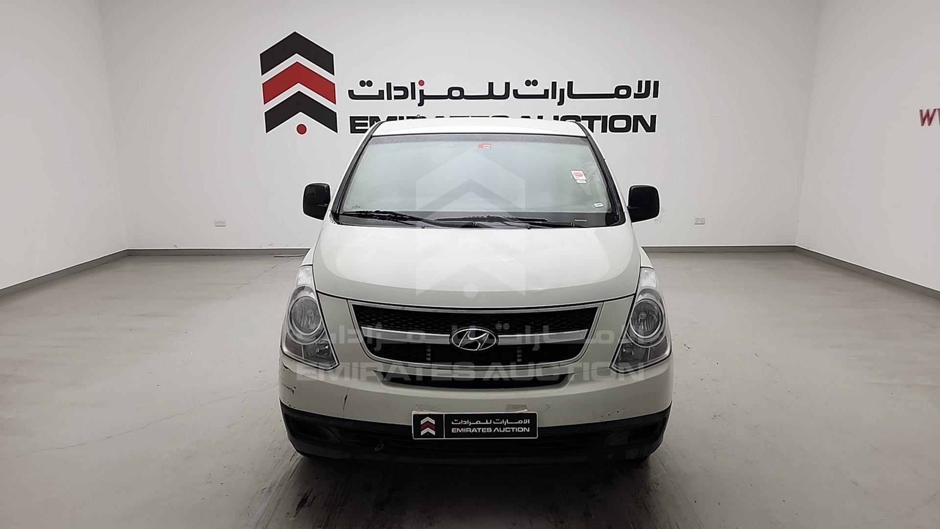 2012 HYUNDAI H1 VIN: KMHWG81R8CU364919