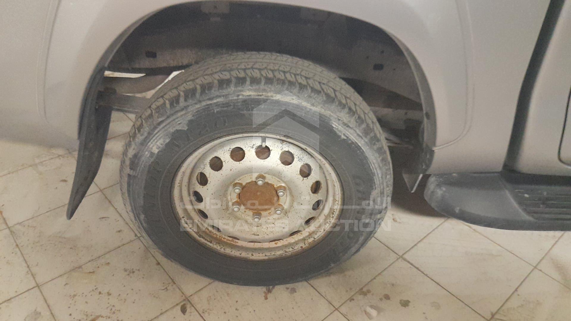 2017 TOYOTA HILUX VIN: MR0DX8CD1H0400317