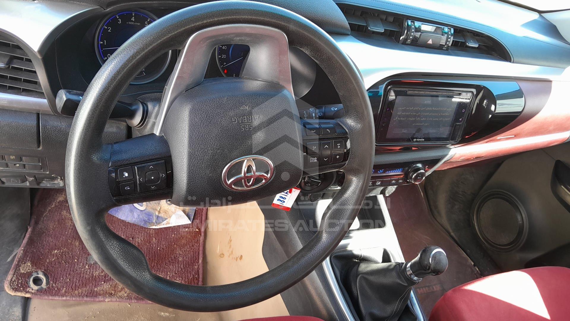 2020 TOYOTA HILUX VIN: MR0HX8CD4L1400235