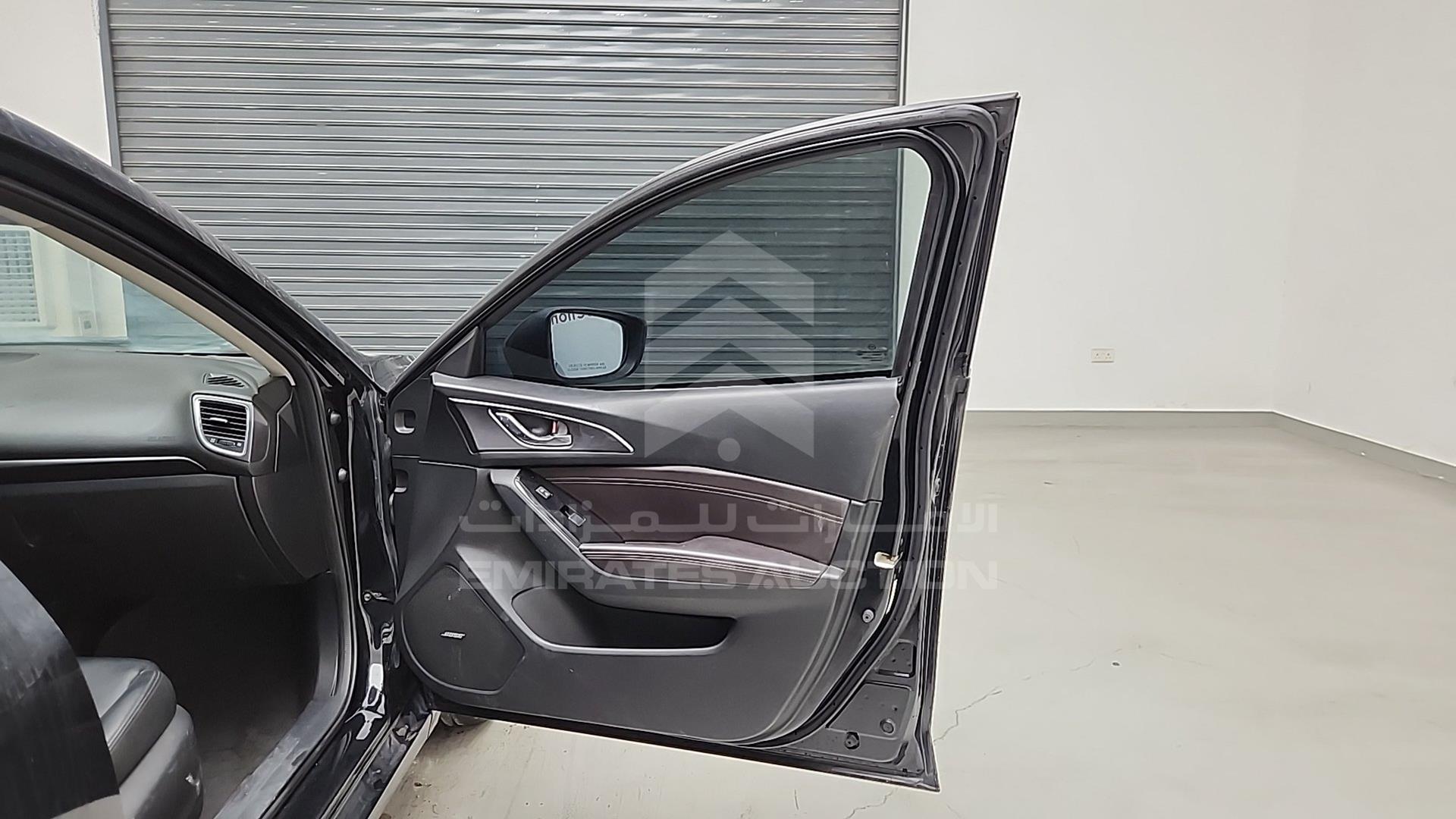 2018 MAZDA 3 VIN: JM1BN1M3XJ1159320