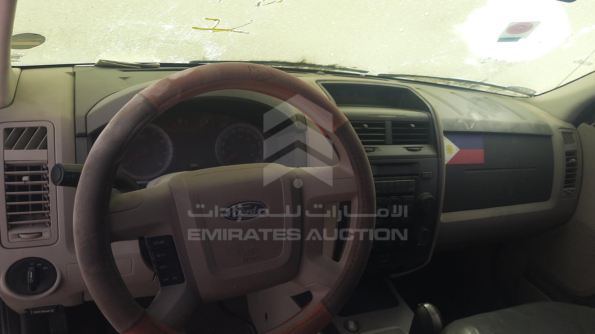 2008 FORD ESCAPE VIN: 1FMCU92148KA58989