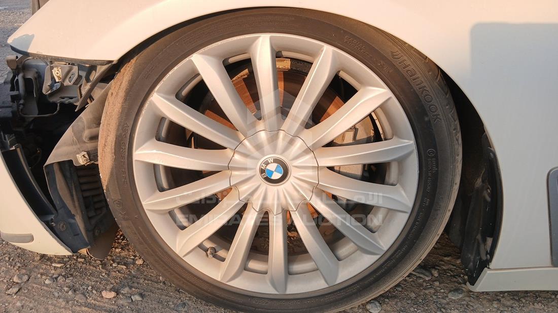 2017 BMW 730 — Front Left Tyre — Photo 36