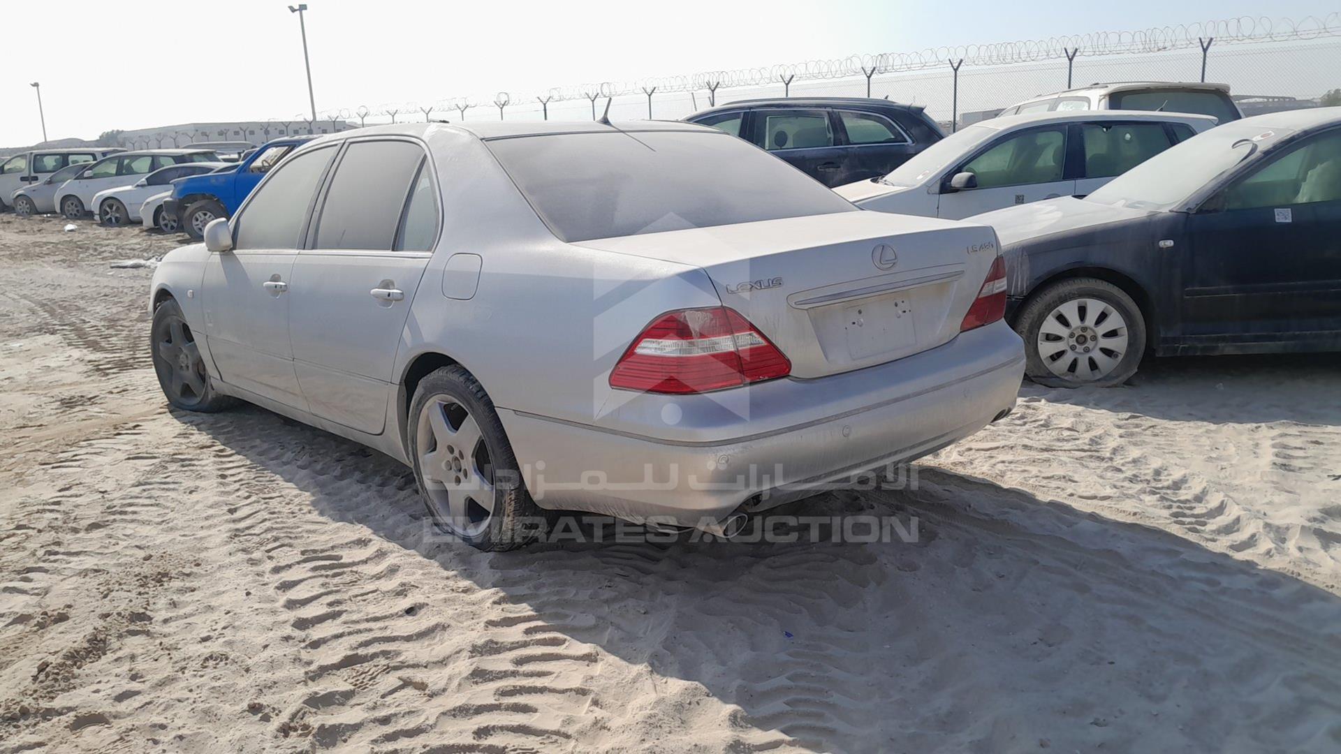 2005 LEXUS LS 430 VIN: JTHBN36F255013817