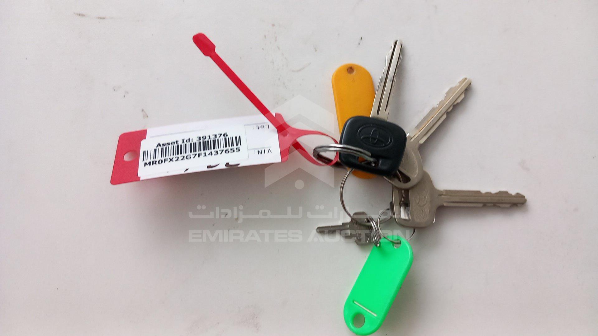 2015 TOYOTA HILUX VIN: MR0FX22G7F1437655