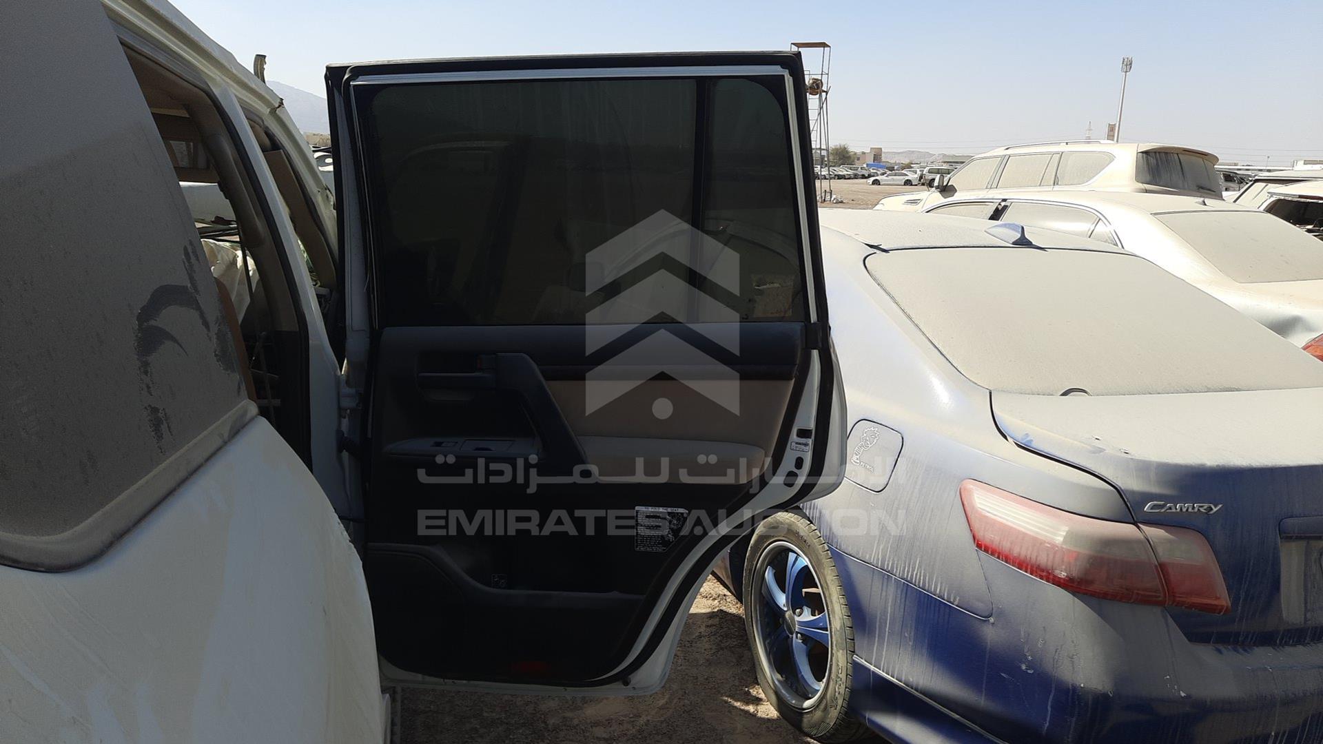 2008 TOYOTA LAND CRUISER VIN: JTMHT09J885006973