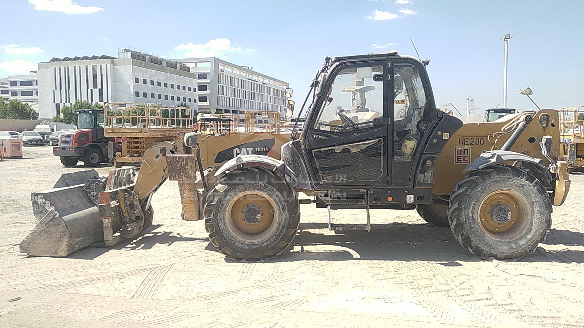 2014 CATERPILLAR TH414 VIN: YC5000000TBZ00900