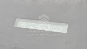 2017 Porsche Macan — VIN on Frame — Photo 5 — Thumbnail