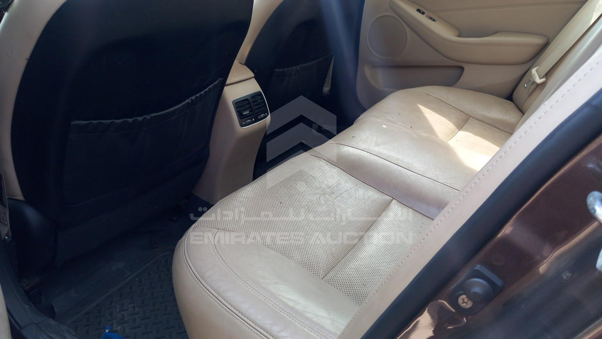 2014 KIA CADENZA VIN: KNALN4D75E5145281
