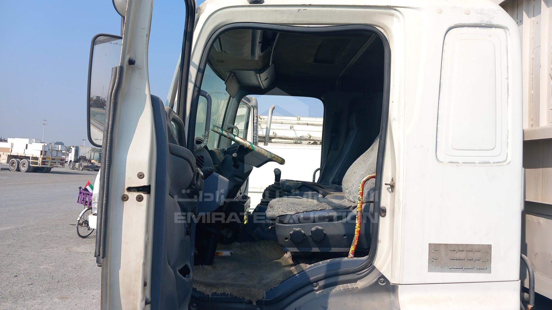 2003 HINO FG VIN: JHDFG1JP231S10071