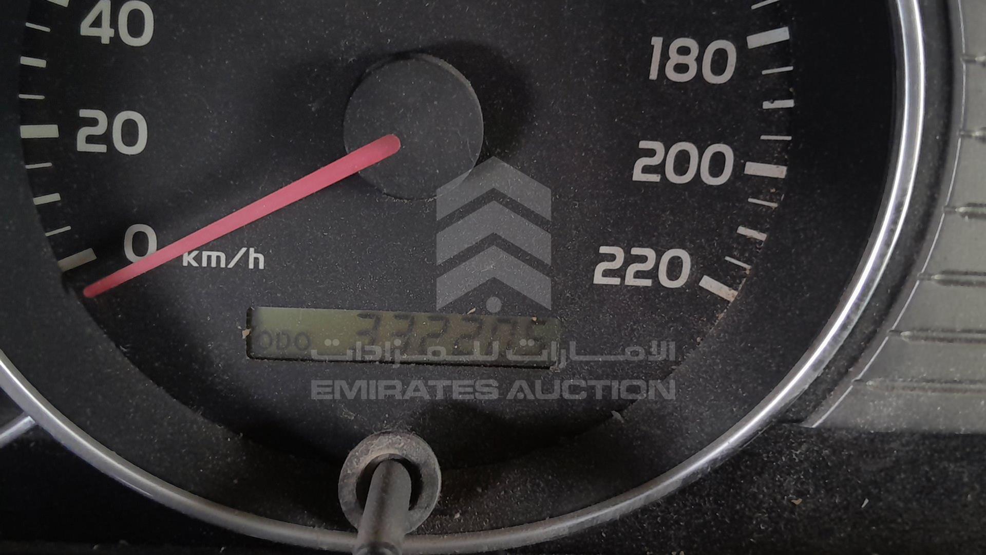 2004 TOYOTA LAND CRUISER VIN: JTEHJ09J245106837