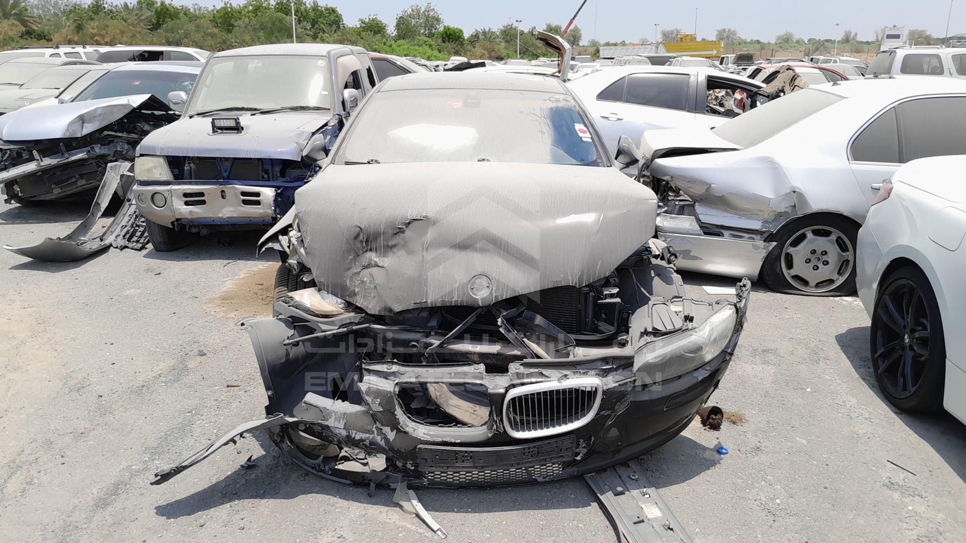 2008 BMW 325 VIN: WBAWB31098P112333