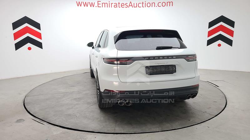 WP1ZZZ9YZJDA61908 2018 Porsche Cayenne S photo 12