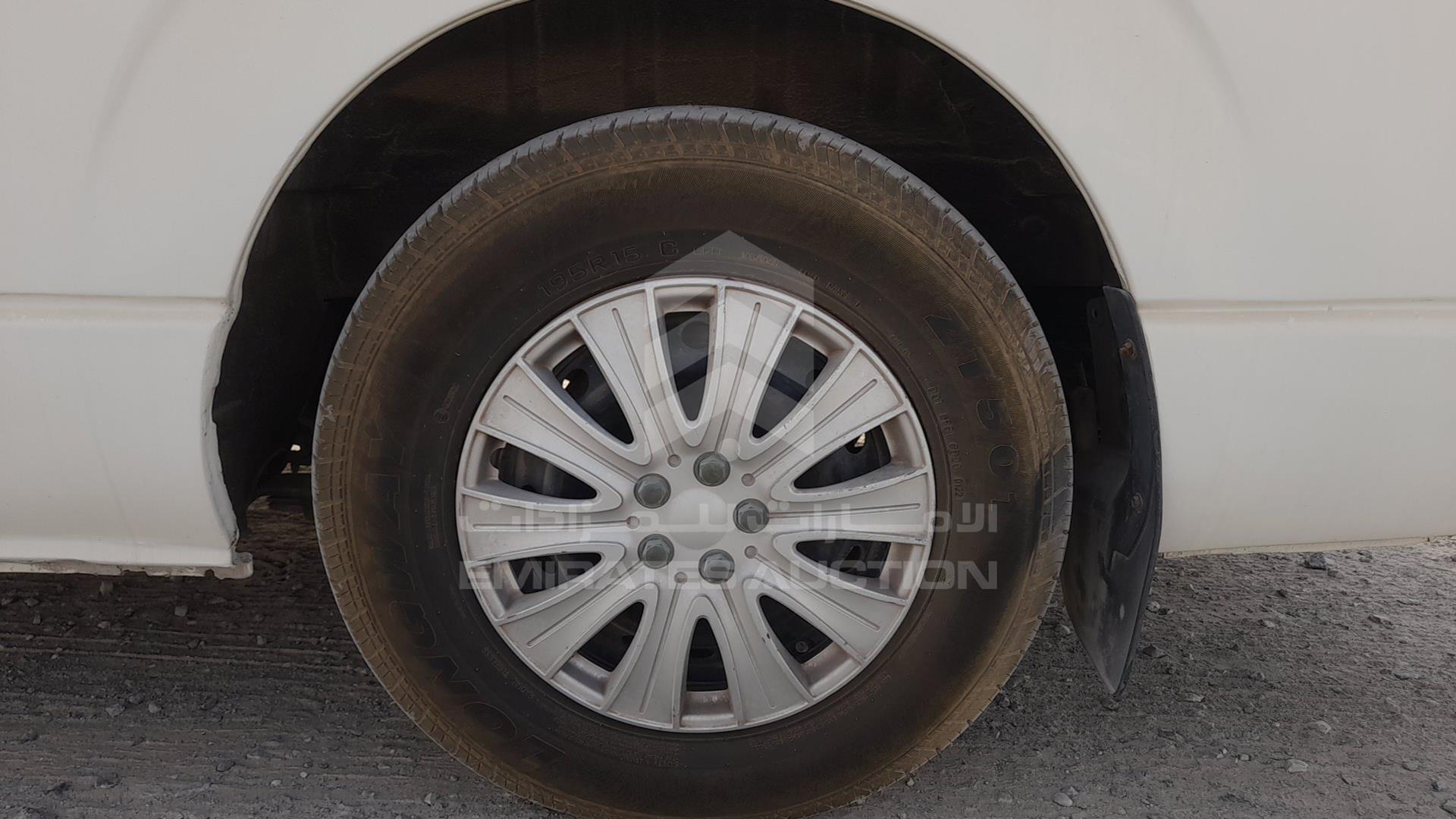 2006 TOYOTA HIACE VIN: JTGJX02P065004638
