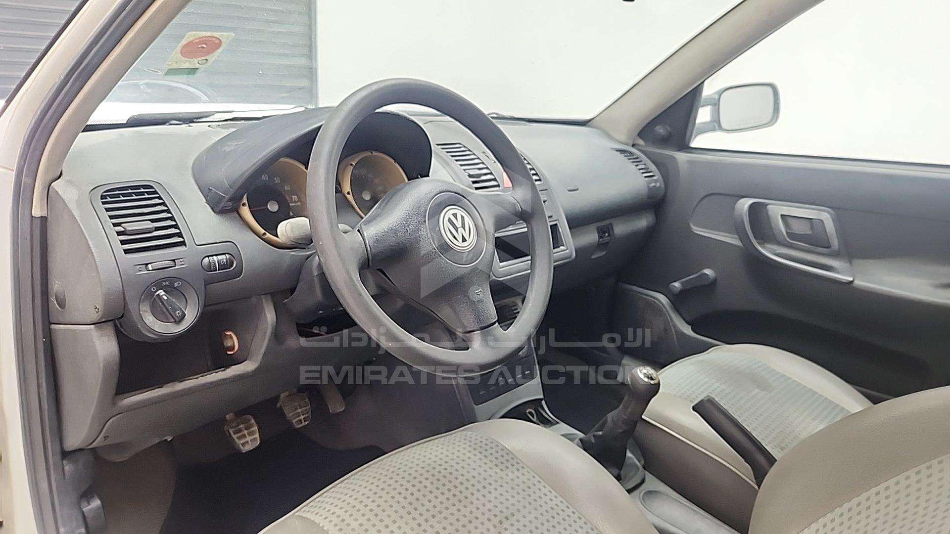 2008 VOLKSWAGEN CADDY VIN: 8AWLC09E88A500523