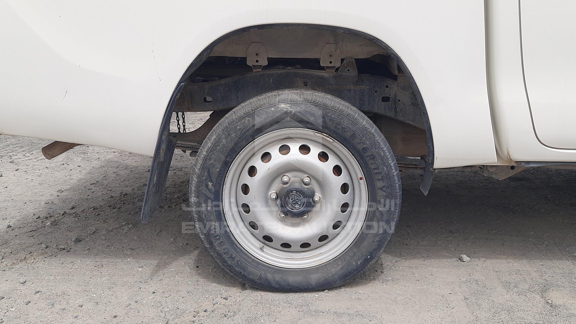 2020 TOYOTA HILUX VIN: MR0DX9CD9L2525357