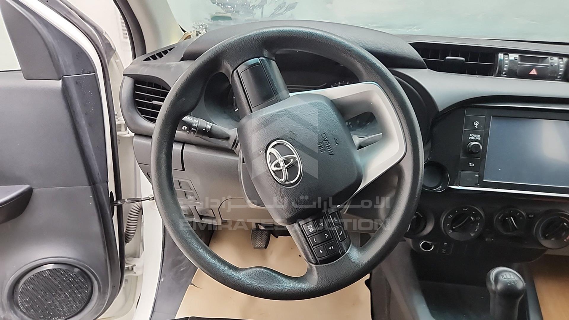 2023 TOYOTA HILUX VIN: MR0DB9CD1P5161745