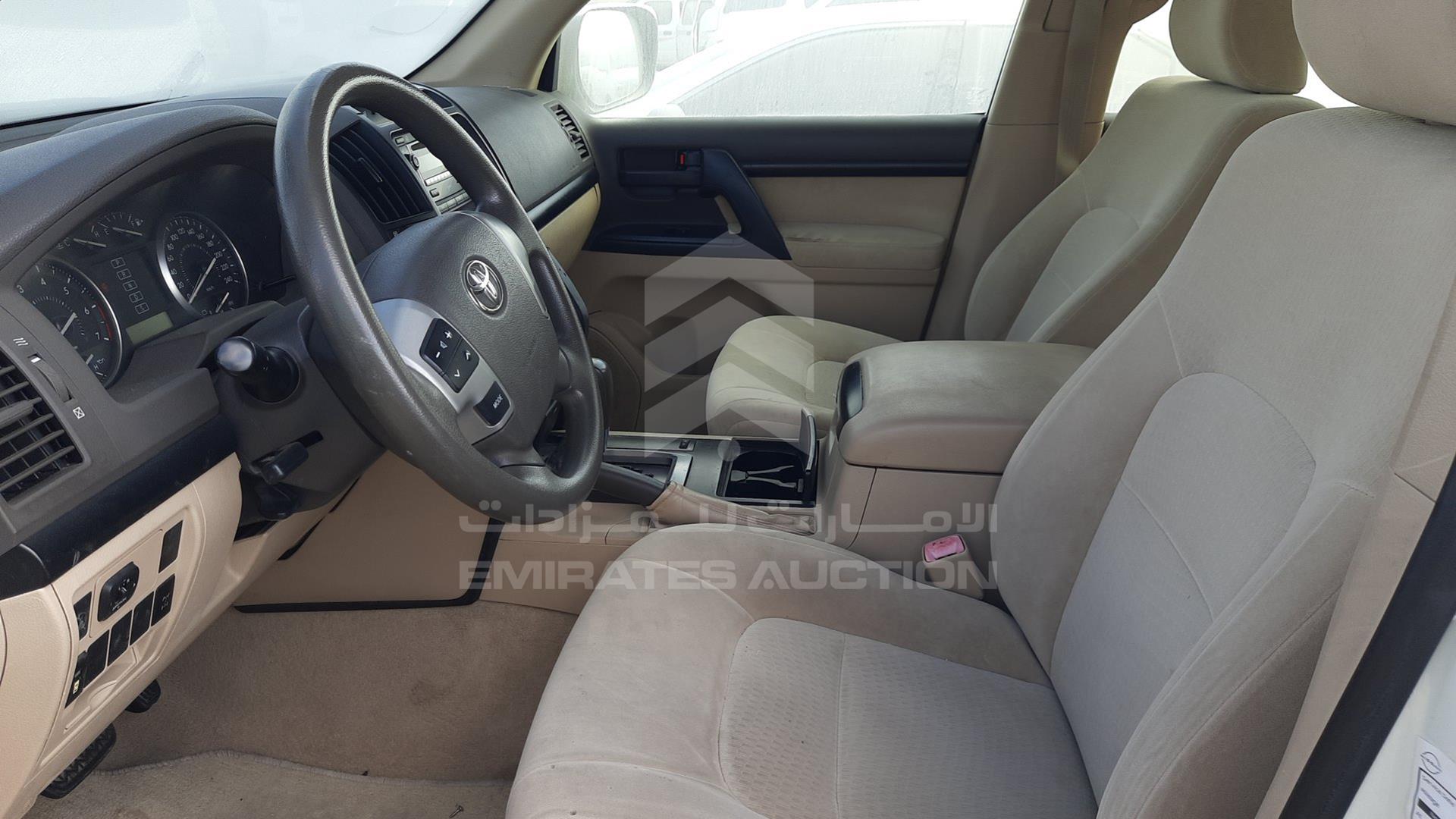 2014 TOYOTA LAND CRUISER VIN: JTMDU09J1E5082705
