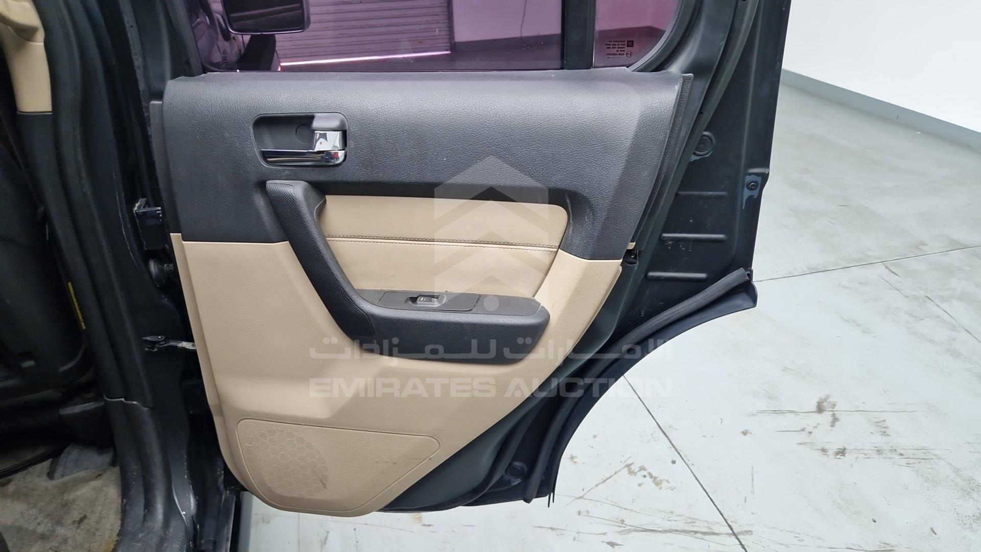 2006 HUMMER H3 VIN: 5GTDN136968311910