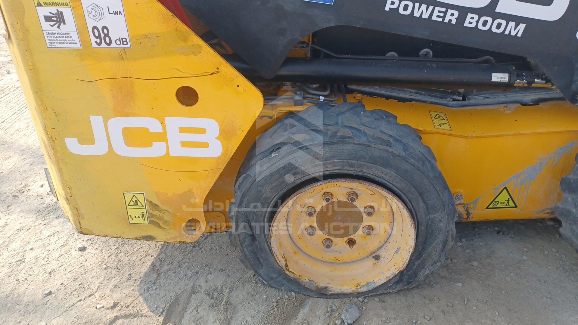 2015 JCB 135 VIN: GE0135WRCC1757192