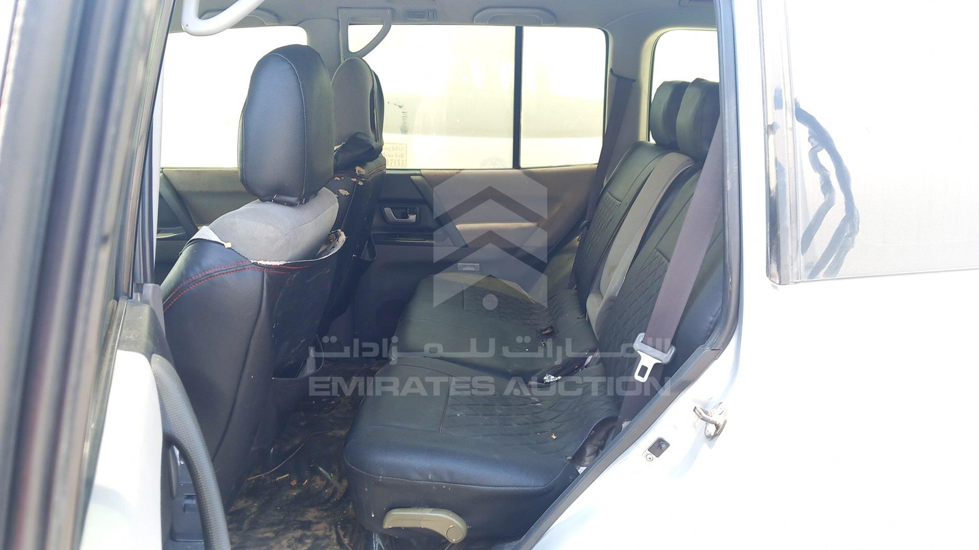 2006 MITSUBISHI PAJERO VIN: JMYLRV73W6J713137