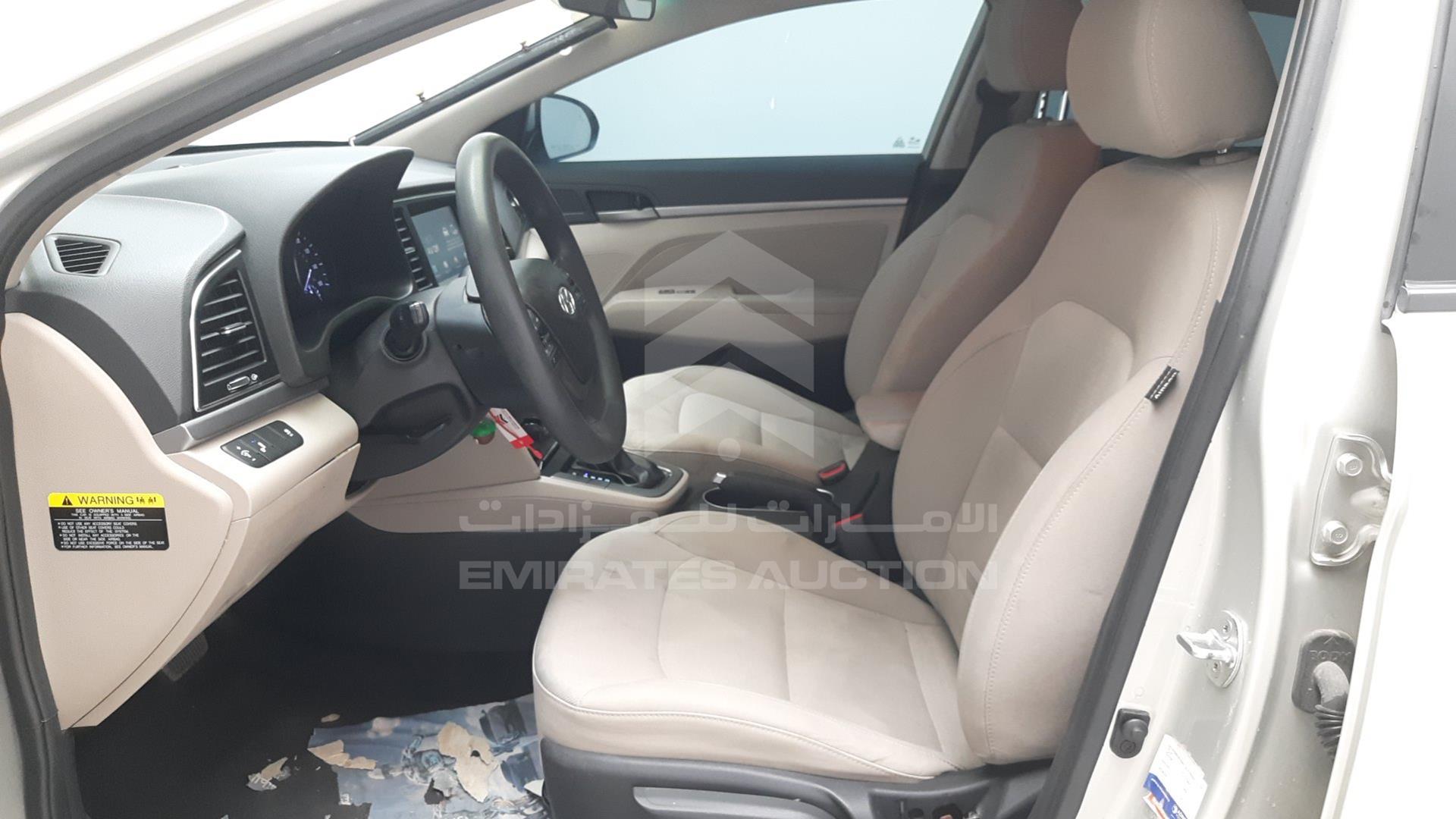 2018 HYUNDAI ELANTRA VIN: 5NPD84LF6JH235542