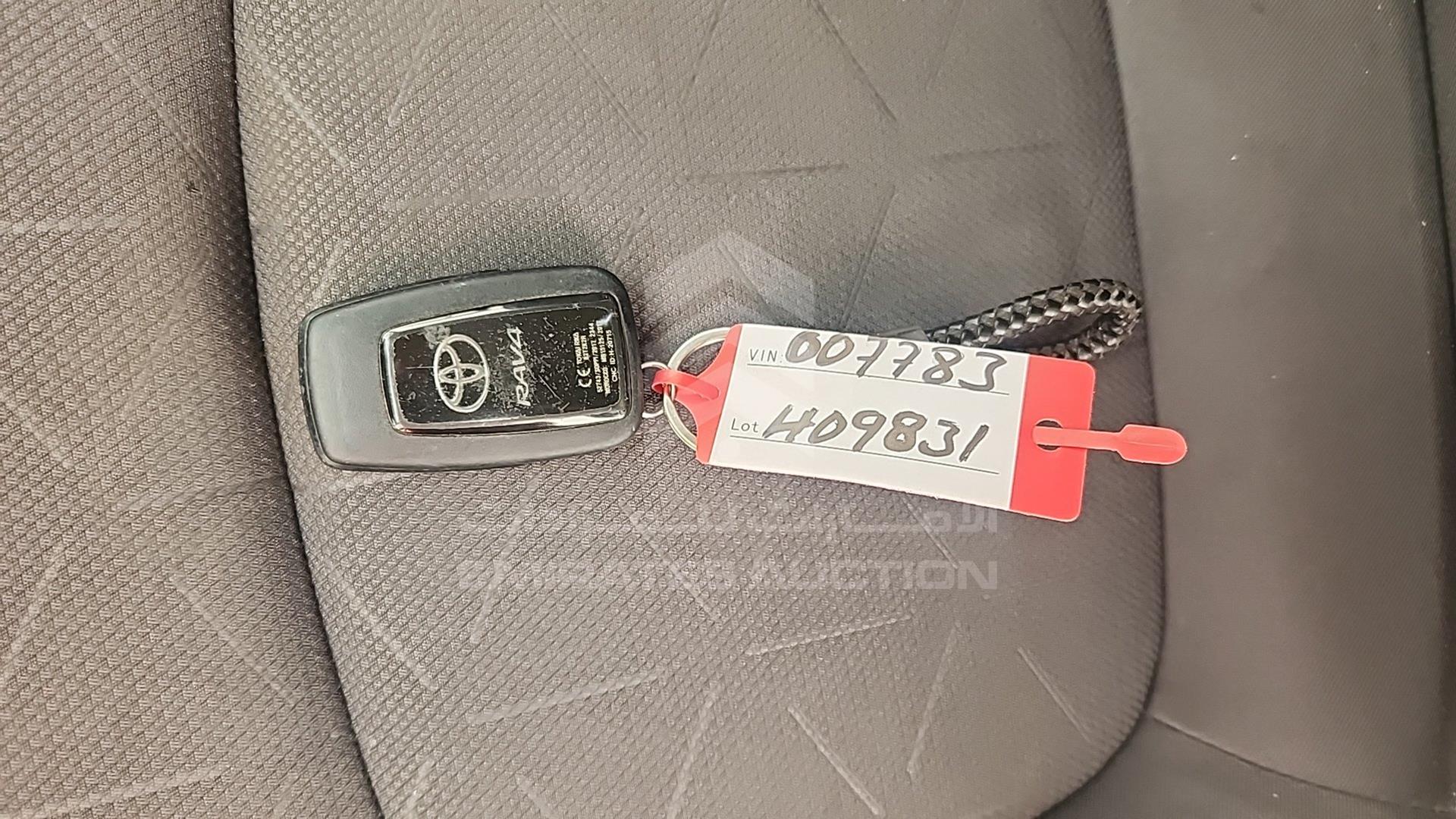 2019 TOYOTA RAV-4 VIN: JTDW13FV2KJ007783