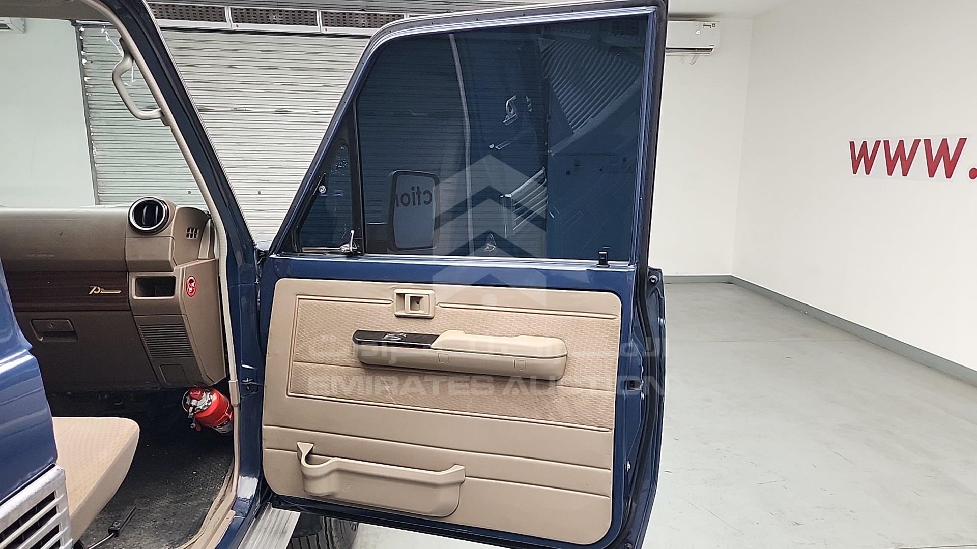 2021 TOYOTA LAND CRUISER VIN: JTFLU73J4MB040517