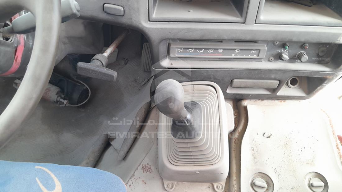 2006 Mitsubishi Rosa — Gear View — Photo 17