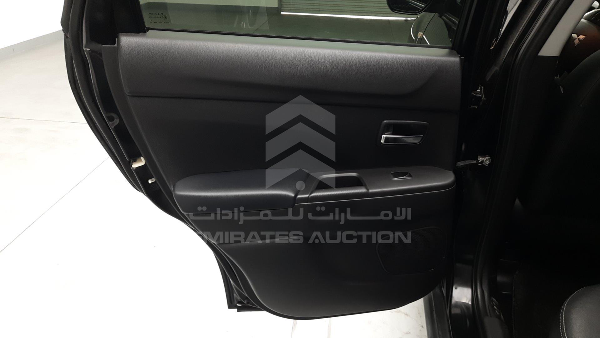 2015 MITSUBISHI ASX VIN: 4P3XTGA2WFE802069