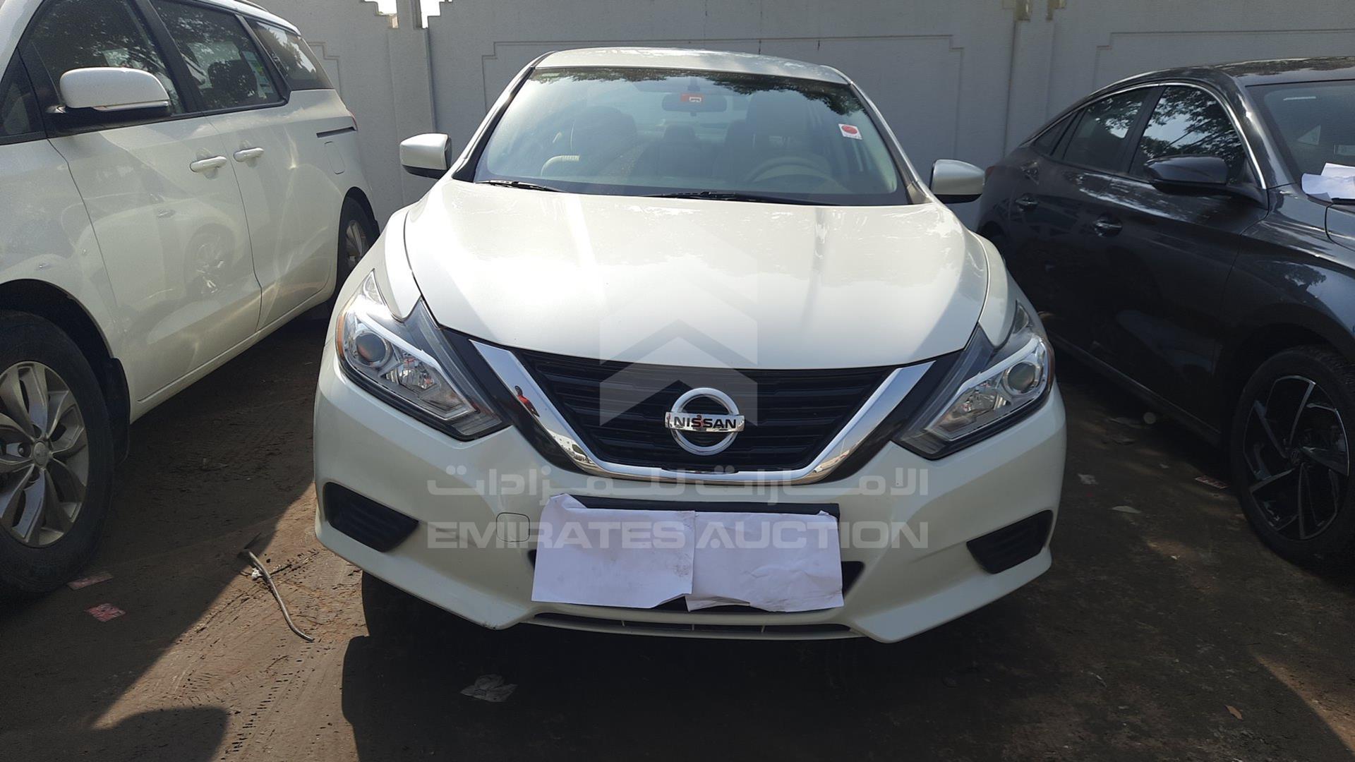 2018 NISSAN ALTIMA VIN: 1N4AL3A9XJC276332
