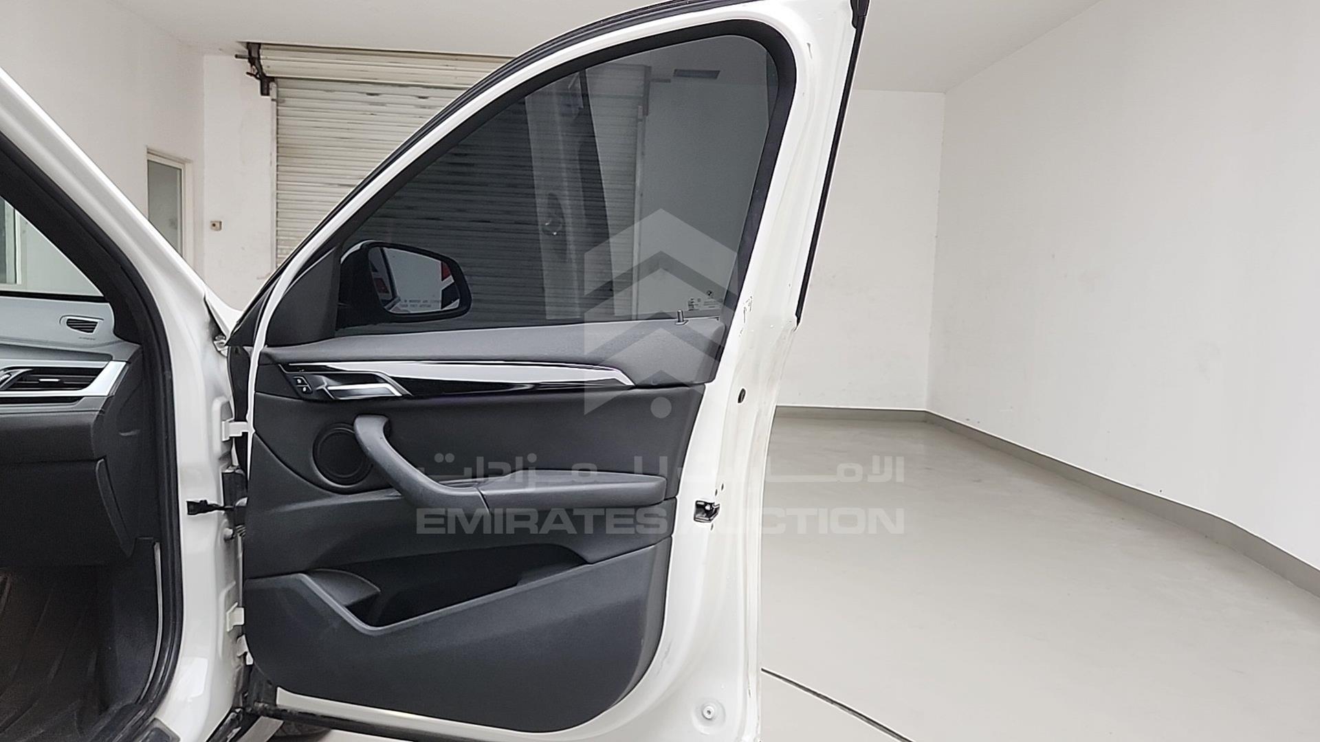 2021 BMW X1 VIN: WBXJG9C03MSS27498
