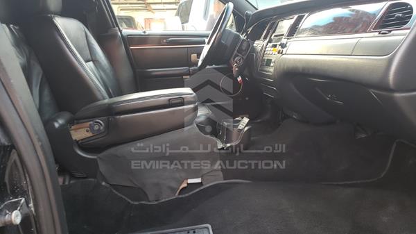 Lincoln Town 2008 2L1FM88W38X657567 Image 19