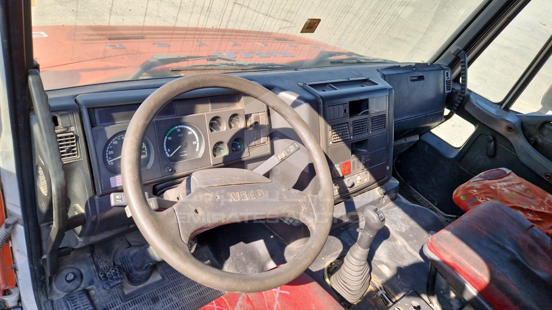 2007 IVECO TRAKKER VIN: WJME3TRS30C174713