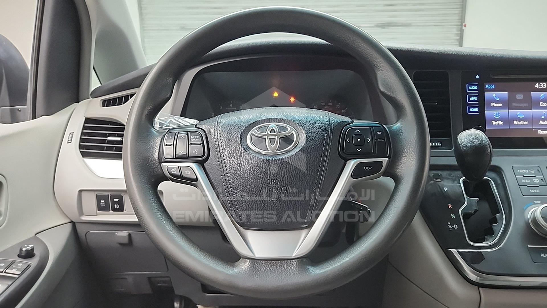 2017 TOYOTA SIENA VIN: 5TDKZ3DC6HS835890