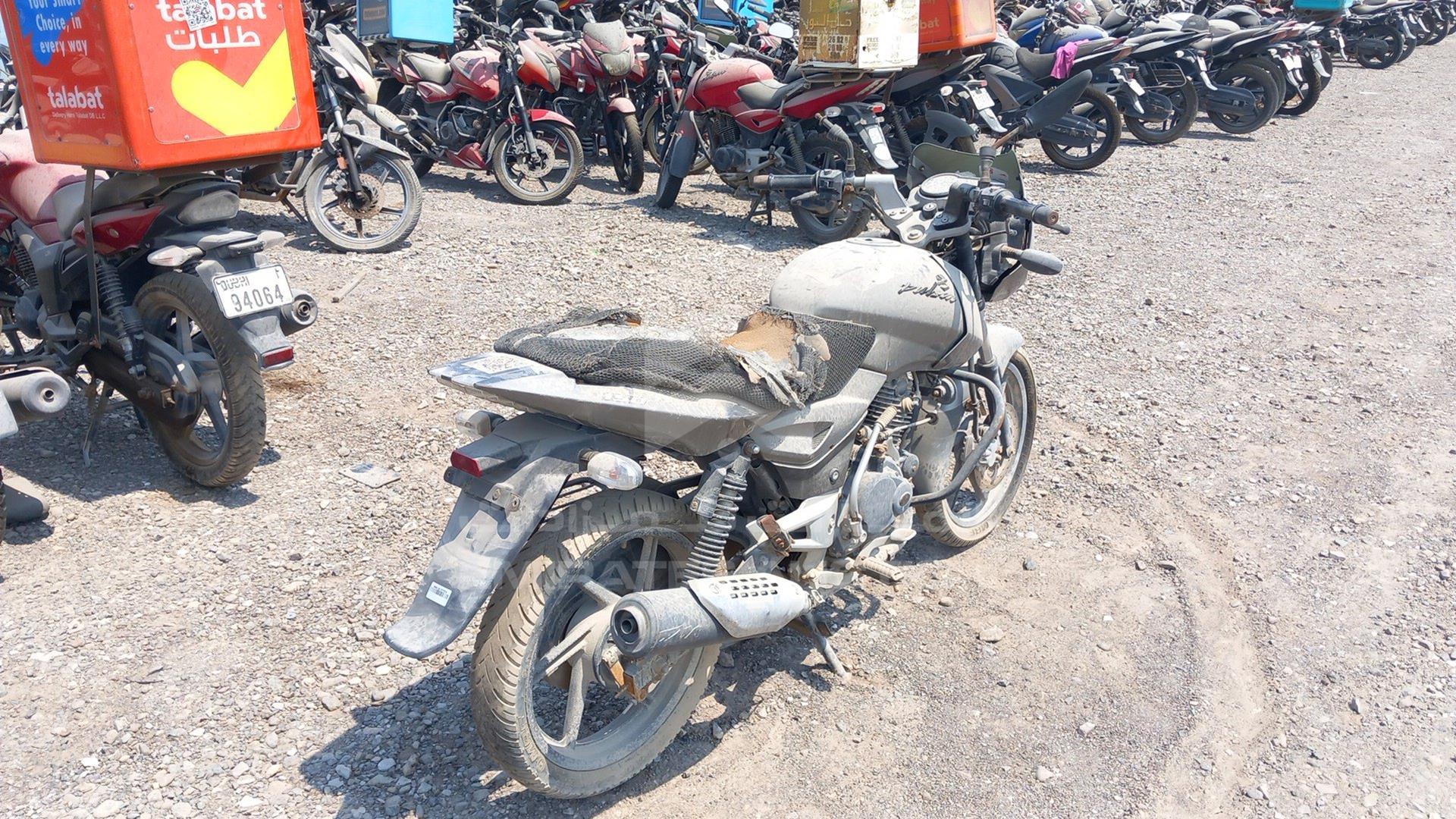 2011 BAJAJ 150 CC VIN: MD2DHDHZZTCF82053