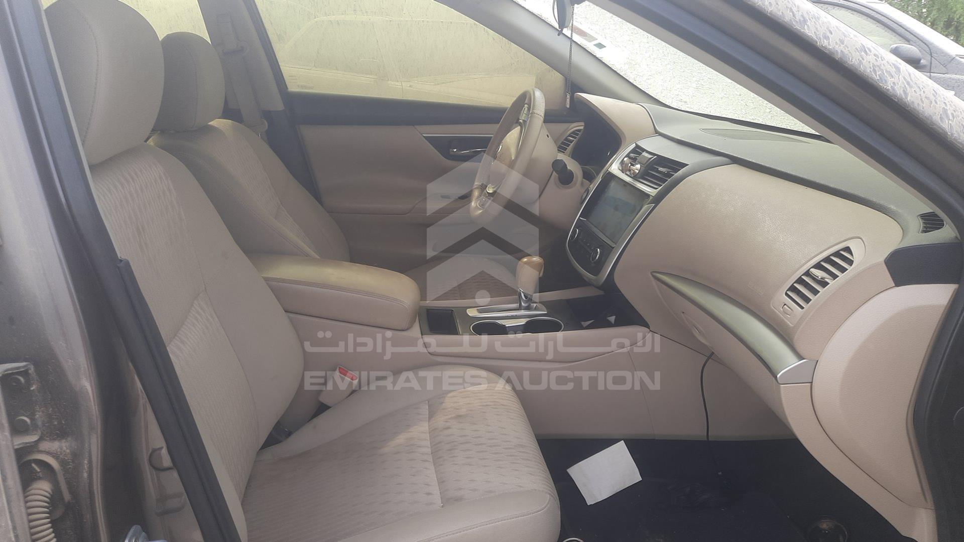 2017 NISSAN ALTIMA VIN: 1N4AL3A9XHC106708