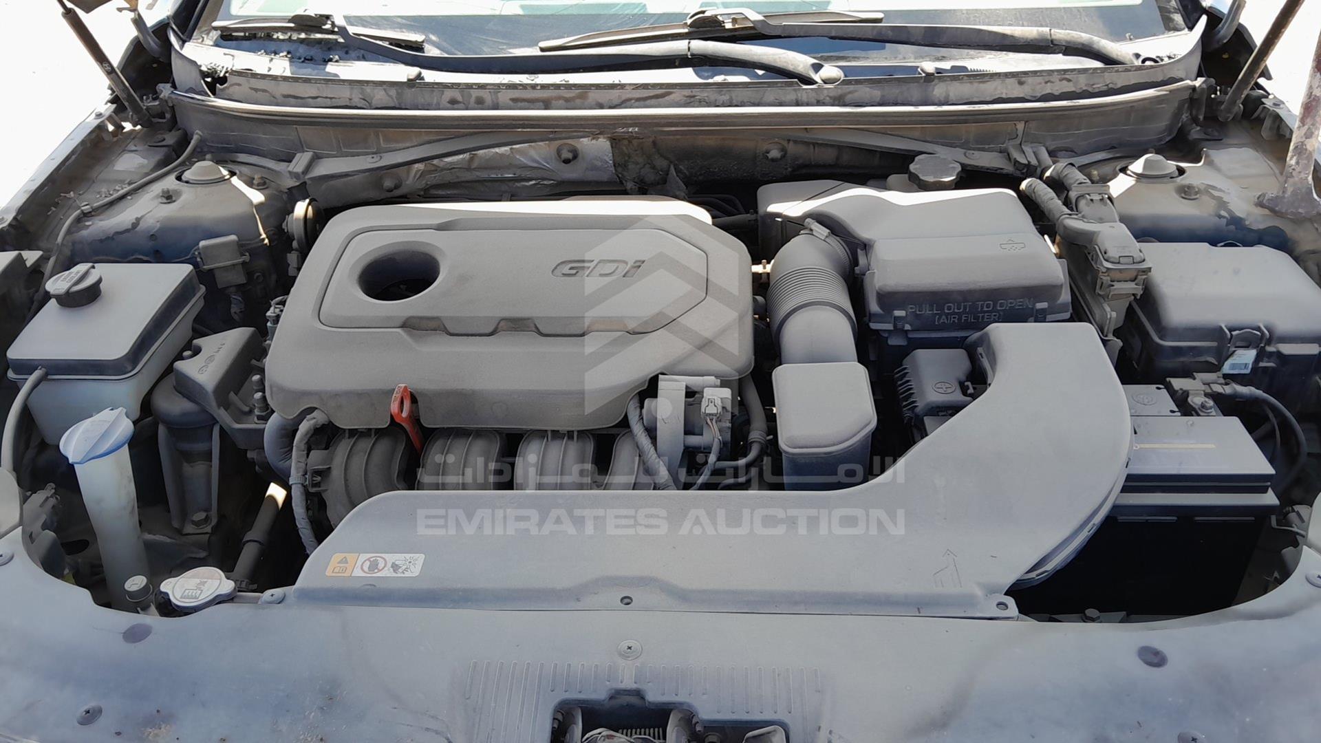 2015 HYUNDAI SONATA VIN: 5NPE34AF4FH255219